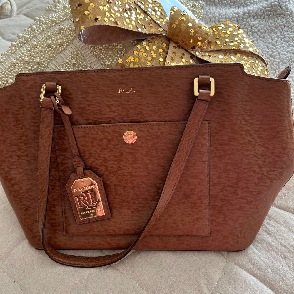 Purses - Picture 4 of 10